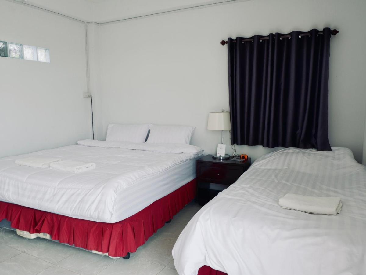 C-Code Resort Lom Sak Esterno foto