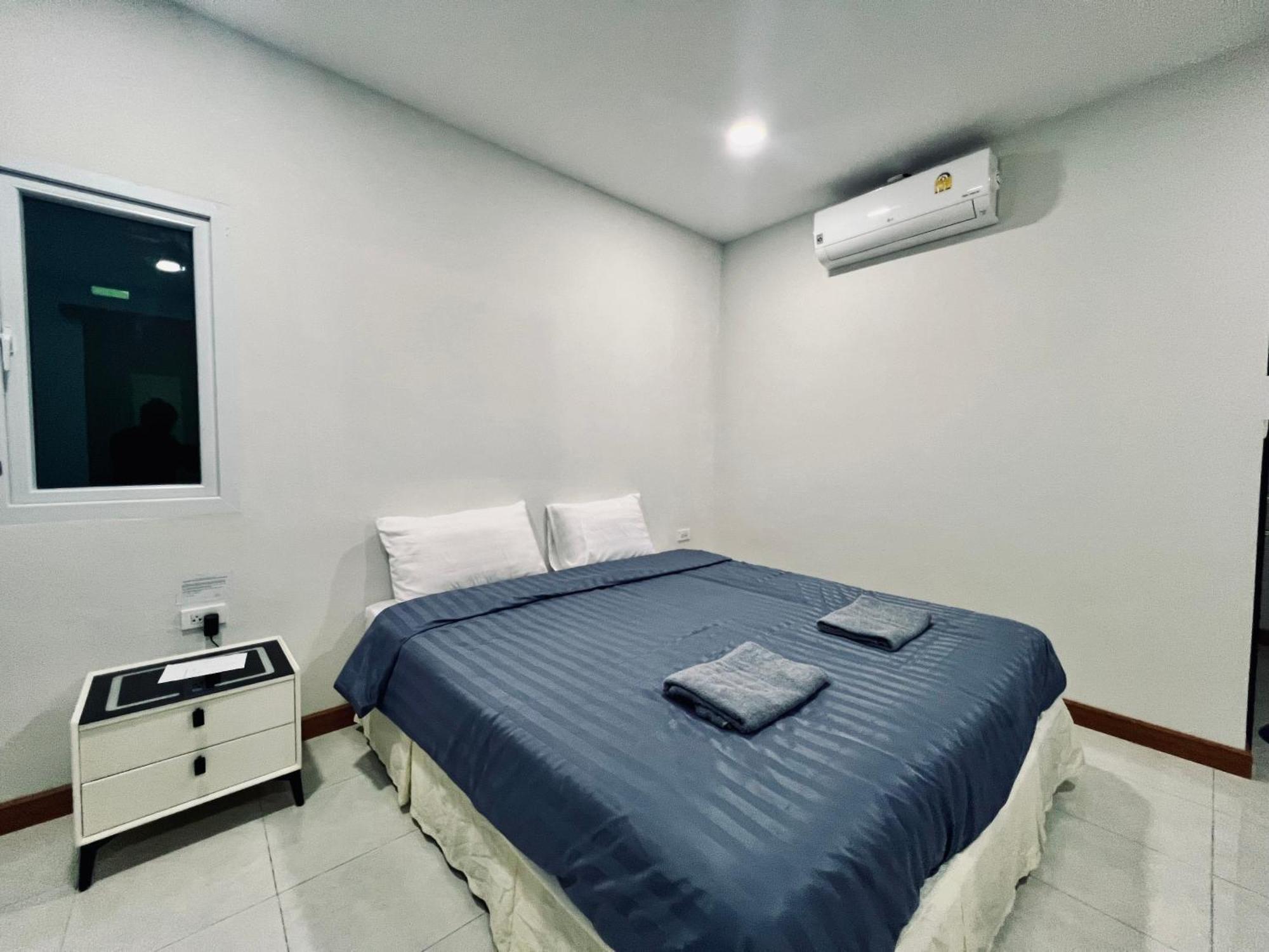 C-Code Resort Lom Sak Esterno foto